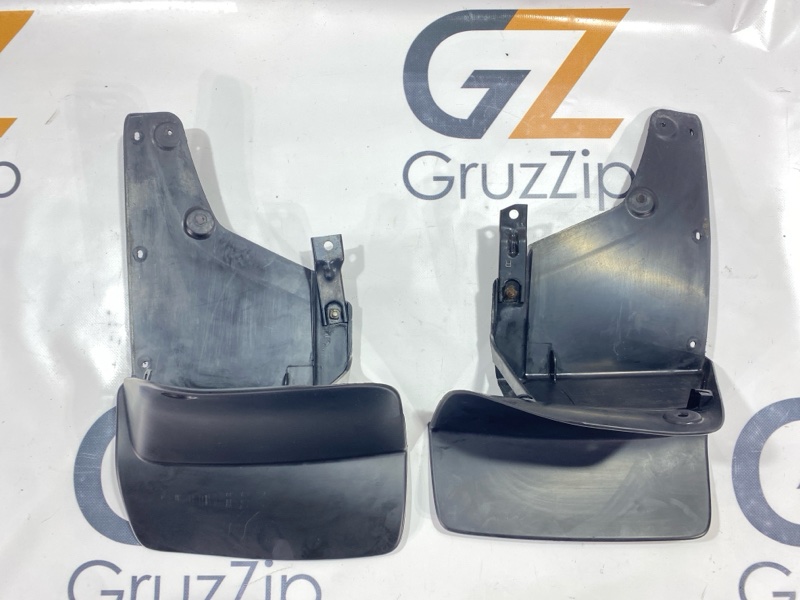 Брызговик Toyota Land Cruiser Cygnus UZJ100W 2UZ-FE 1999 (б/у)