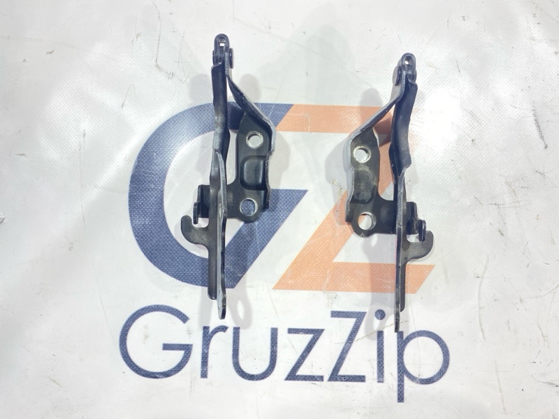 Петля капота Toyota Land Cruiser Cygnus UZJ100W 2UZ-FE 1999 (б/у)
