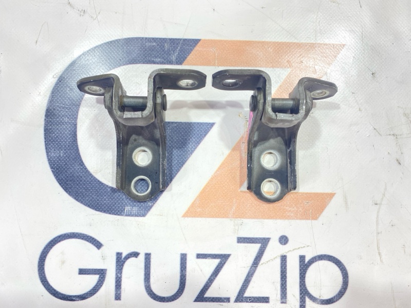 Петля двери Toyota Land Cruiser Cygnus UZJ100W 2UZ-FE 1999 передняя левая (б/у)