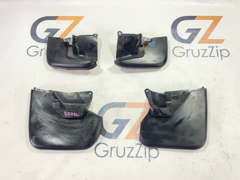 Брызговики комплект Toyota FJ Cruiser GSJ15W 1GR-FE 2011 (б/у)