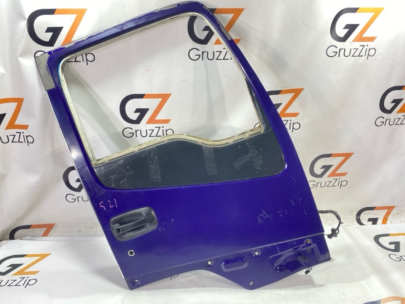 Дверь Isuzu Giga CYJ77W6 6UZ1 2006 правая (б/у)