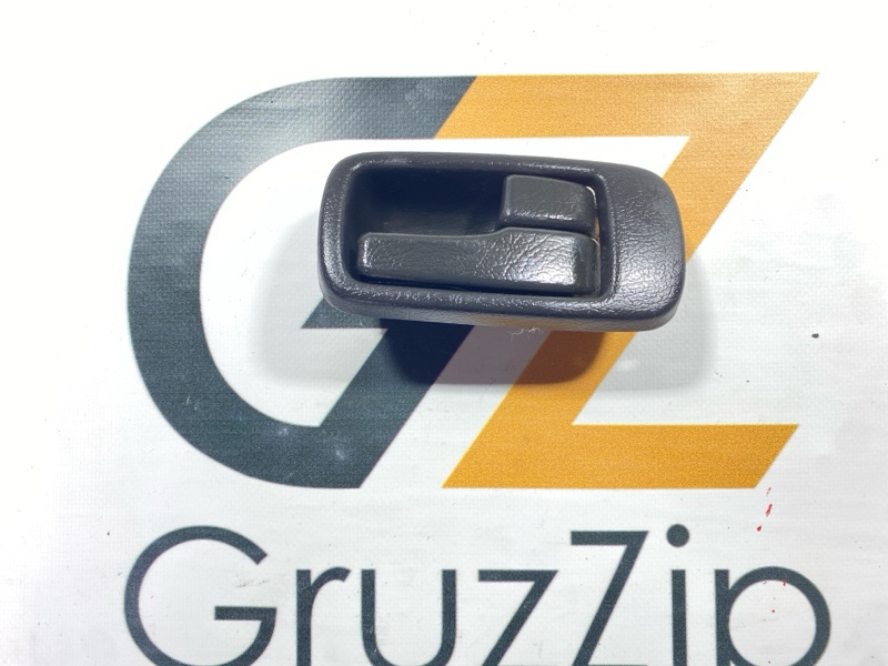 Ручка двери внутренняя Isuzu Giga CYJ77W6 6UZ1 2006 правая (б/у)