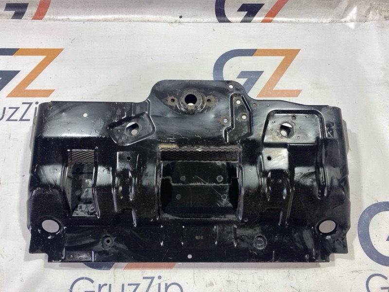 Защита двигателя Toyota FJ Cruiser GSJ15W 1GR-FE 2011 (б/у)