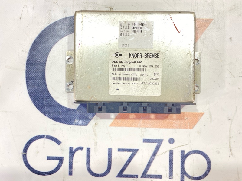 Блок управления Isuzu Giga CYJ51W5 6WF1 2004 (б/у)