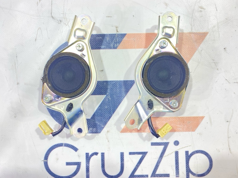 Динамик Toyota FJ Cruiser GSJ15W 1GR-FE 2011 (б/у)