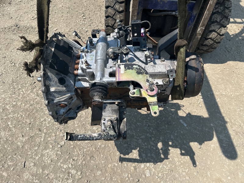 МКПП в сборе Isuzu Forward FRR32 6HE1 1993 (б/у)