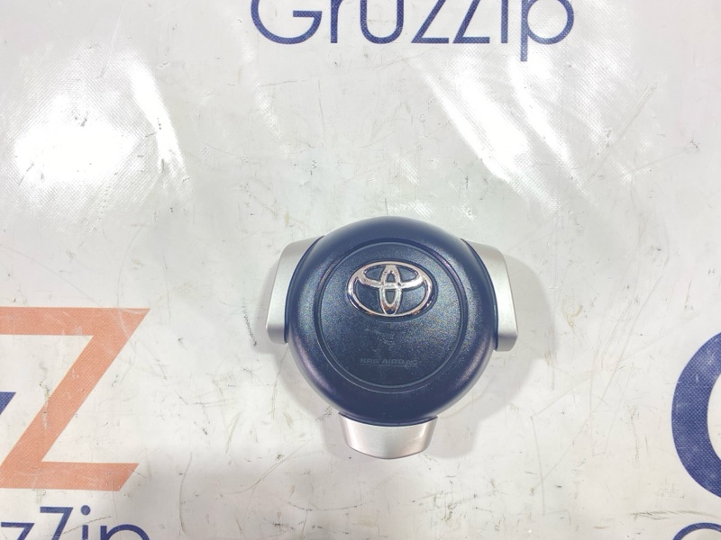 Подушка безопасности водителя Toyota FJ Cruiser GSJ15W 1GR-FE 2011 (б/у)