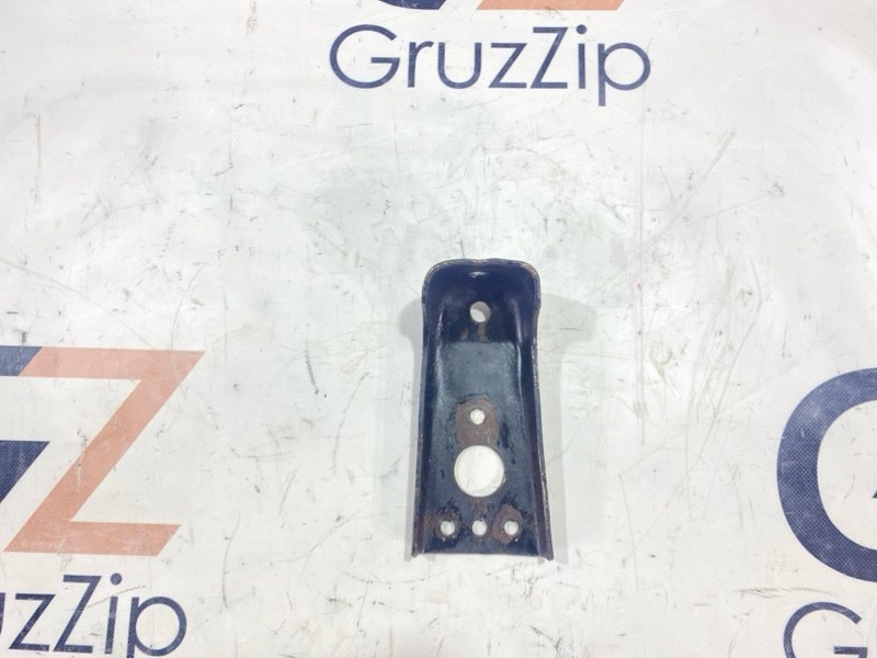 Крепление амортизатора Isuzu Forward Juston NRR32 6HE1 1995 (б/у)