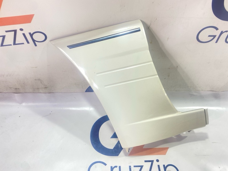 Накладка на крыло Toyota Land Cruiser Cygnus UZJ100W 2UZ-FE 2000 передняя левая (б/у)