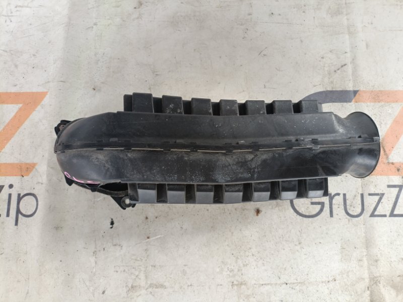 Воздухозаборник Toyota Land Cruiser URJ202W 1UR-FE 2014 (б/у)