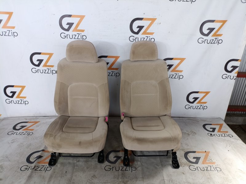 Сидение Toyota Land Cruiser URJ202W 1UR-FE 2014 переднее (б/у)