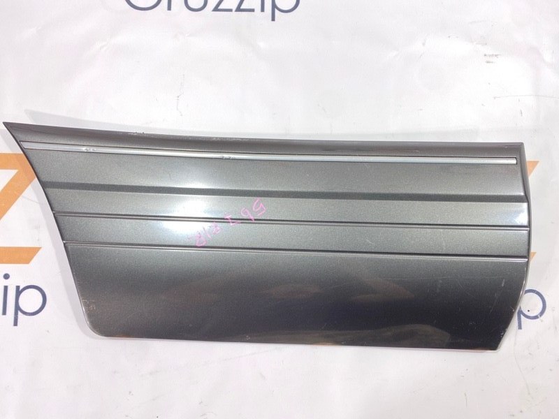 Накладка на дверь Toyota Land Cruiser Cygnus UZJ100W 2UZ-FE 2002 задняя правая (б/у)