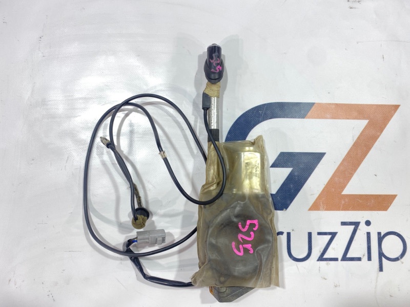 Антенна Toyota Hilux Surf KZN130W 1KZ-TE 1994 (б/у)