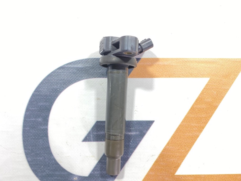 Катушка зажигания Toyota Land Cruiser UZJ100W 2UZ-FE 2004 (б/у)