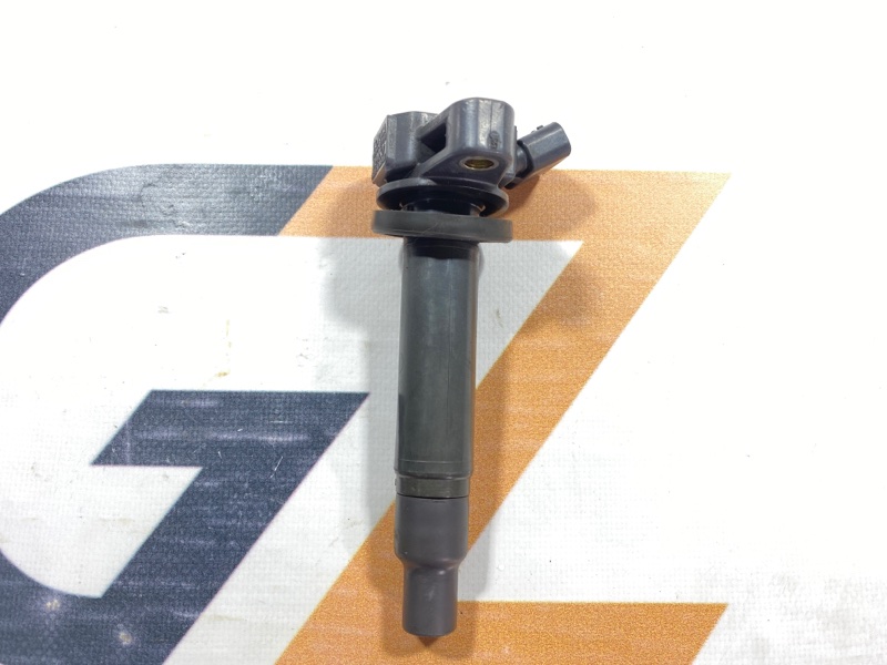 Катушка зажигания Toyota Land Cruiser UZJ100W 2UZ-FE 2004 (б/у)