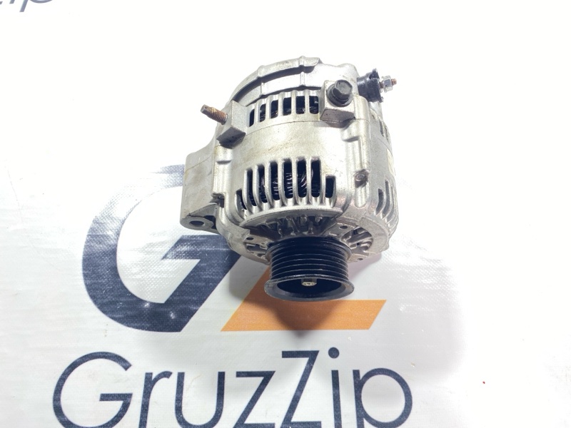 Генератор Toyota Land Cruiser Cygnus UZJ100W 2UZ-FE 2000 (б/у)