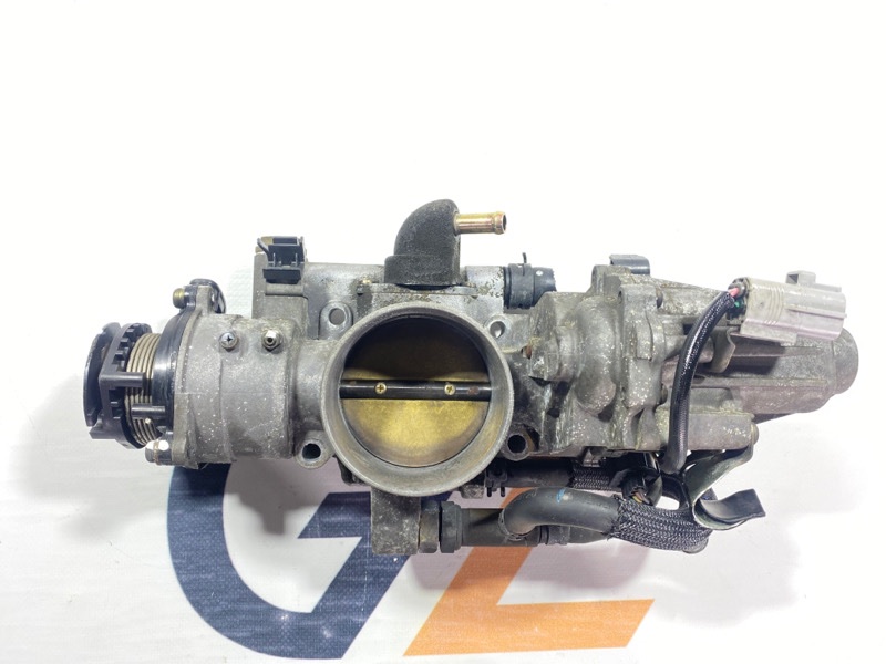 Дросельная заслонка Toyota Land Cruiser Cygnus UZJ100W 2UZ-FE 2000 (б/у)