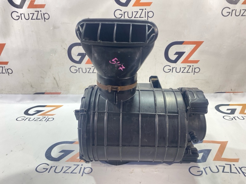 Корпус воздушного фильтра Isuzu Giga CYJ51W5 6WF1 2004 (б/у)