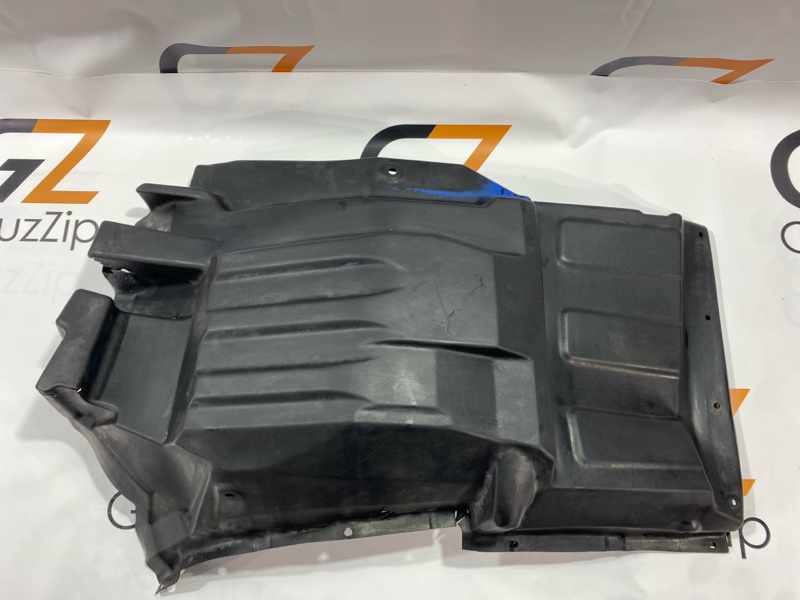 Подкрылок Isuzu Giga CYL51 6WF1 2004 (б/у)