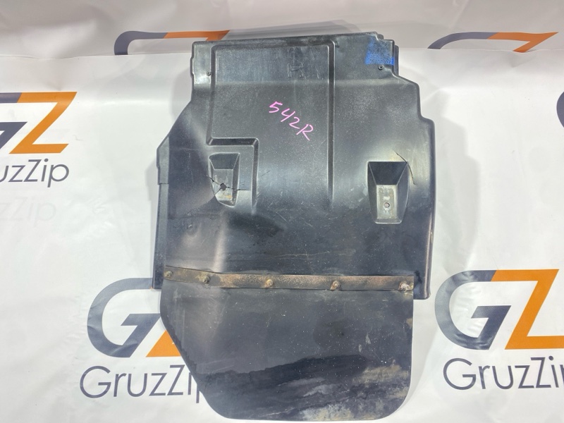 Крыло ( брызговик ) Isuzu Forward FRR33 6HH1 1999 правое (б/у)