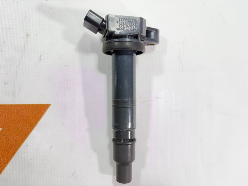 Катушка зажигания Toyota Land Cruiser Prado GRJ121W 1GR-FE 2005 (б/у)