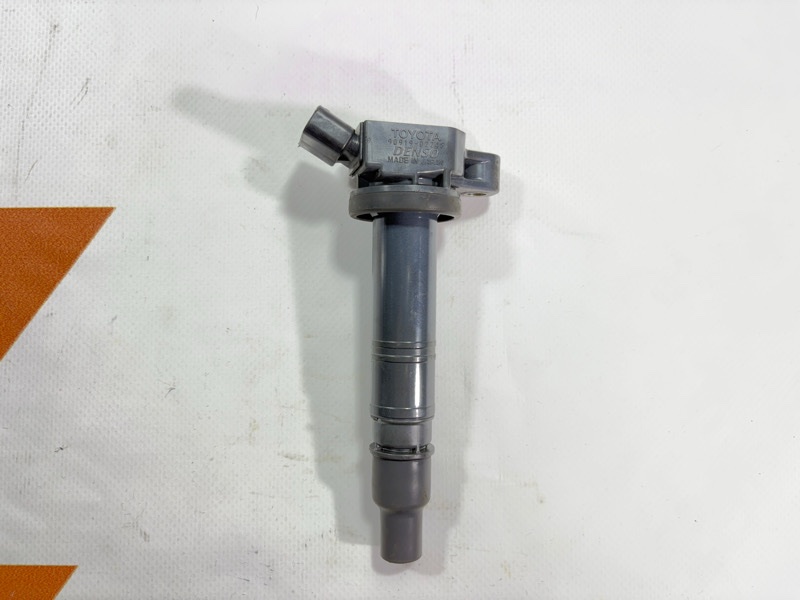 Катушка зажигания Toyota Land Cruiser Prado GRJ121W 1GR-FE 2005 (б/у)