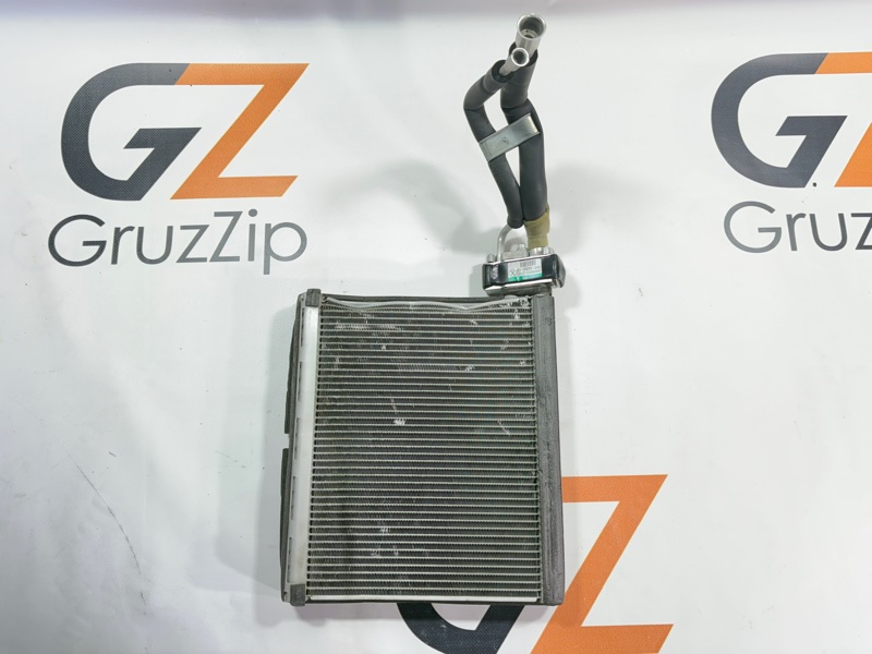 Испаритель кондиционера Toyota Land Cruiser UZJ100W 2UZ-FE 2004 (б/у)