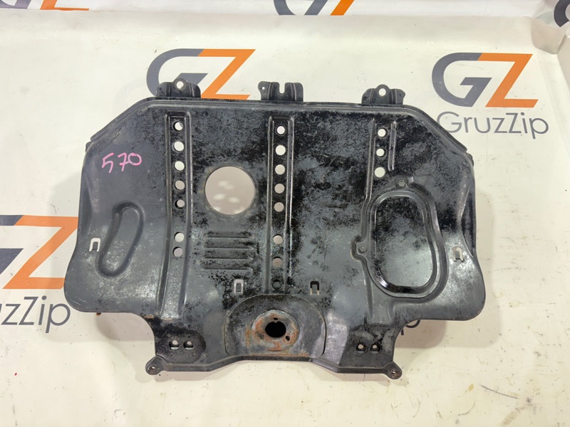 Защита двигателя Toyota Land Cruiser UZJ100W 2UZ-FE 2004 (б/у)