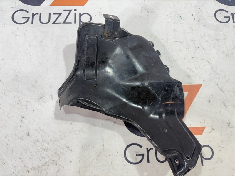 Защита горловины топливного бака Toyota Land Cruiser UZJ100W 2UZ-FE 2004 (б/у)