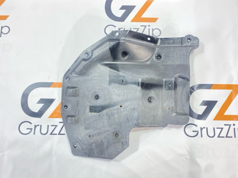 Защита двигателя Isuzu Forward FRR33K4 6HH1 1997 (б/у)