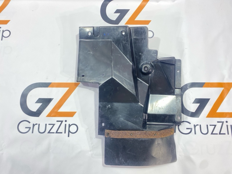 Подкрылок Isuzu Forward FRR33K4 6HH1 1997 передний (б/у)