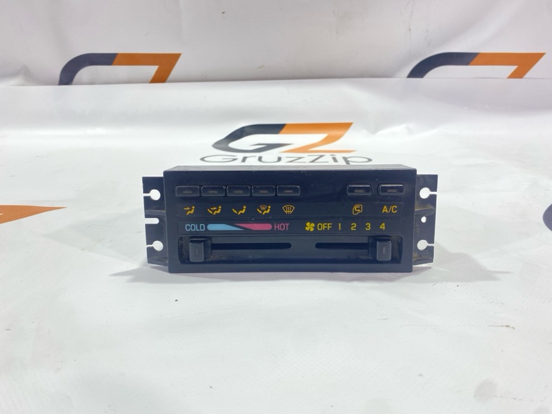 Блок управления климат контролем Isuzu Forward FRR33K4 6HH1 1997 (б/у)