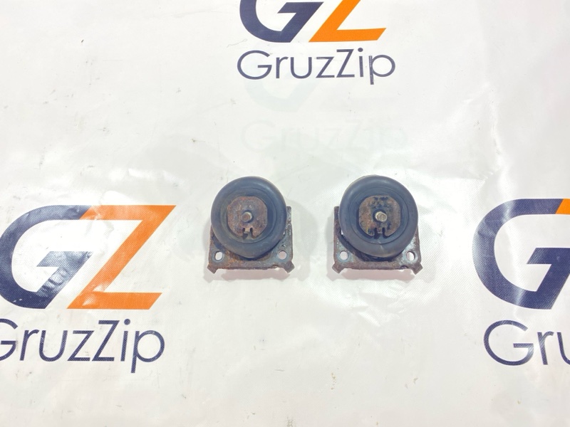 Подушка двигателя Toyota FJ Cruiser GSJ15 1GR-FE 2008 (б/у)