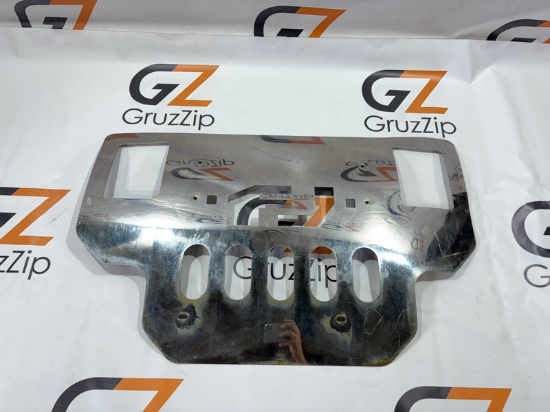 Защита двигателя Toyota FJ Cruiser GSJ15 1GR-FE 2008 (б/у)