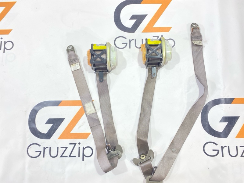 Ремень безопасности Toyota 4Runner UZN215L 2UZ-FE 2004 передний (б/у)