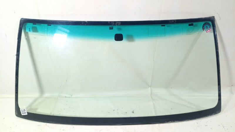 Стекло лобовое Toyota Land Cruiser UZJ100W 2UZ-FE 2005 (б/у)