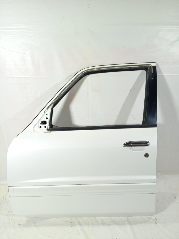 Дверь Nissan Safari WGY61 TB45E 1998 передняя левая (б/у)