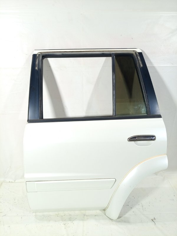 Дверь Nissan Safari WGY61 TB45E 1998 задняя левая (б/у)