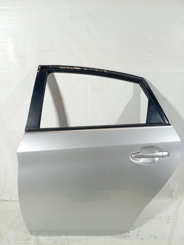 Дверь Toyota PRIUS ZVW30 2ZR-FXE 2013 задняя левая (б/у)