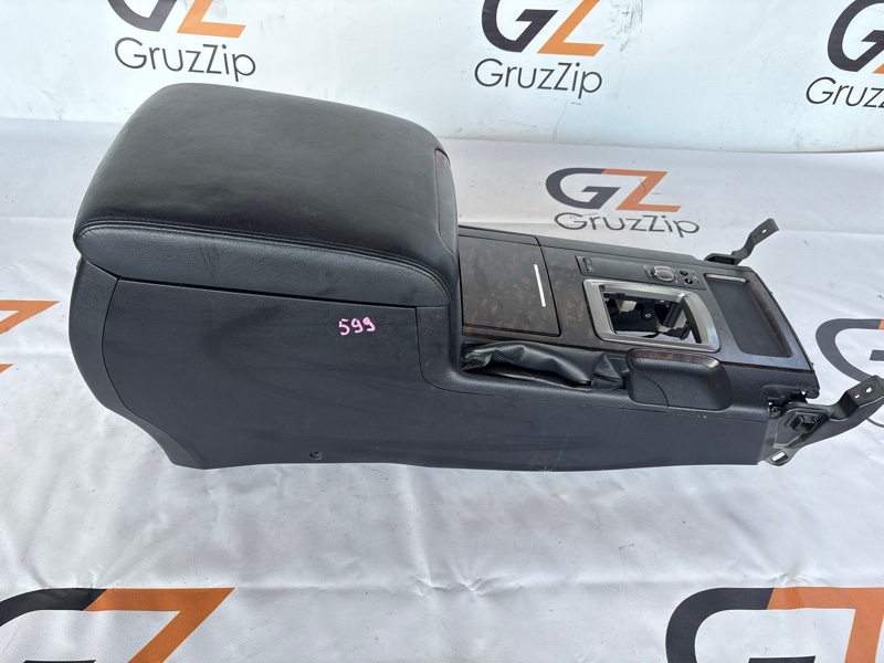 Бардачок между сидений Toyota Land Cruiser UZJ200W 2UZ-FE 2008 (б/у)