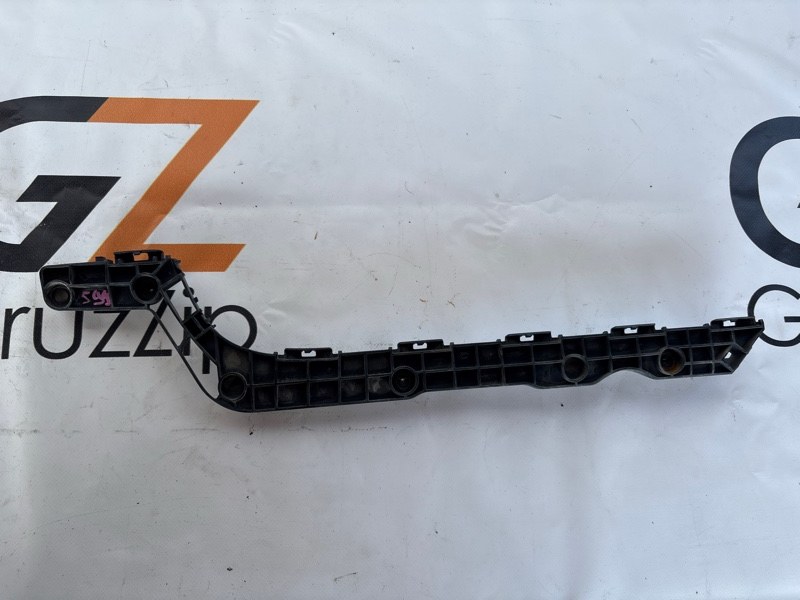 Крепление бампера Toyota Land Cruiser UZJ200W 2UZ-FE 2008 заднее правое (б/у)