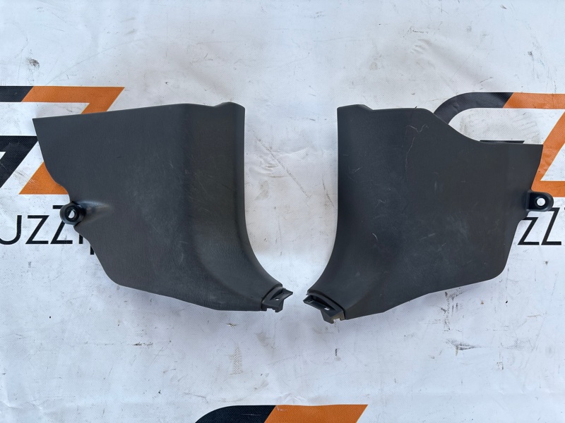 Пластик стойки Toyota Land Cruiser Prado GRJ121W 1GR-FE 2005 (б/у)