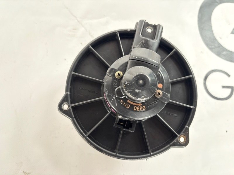 Мотор печки Toyota Land Cruiser HDJ81V 1HD-T 1993 (б/у)