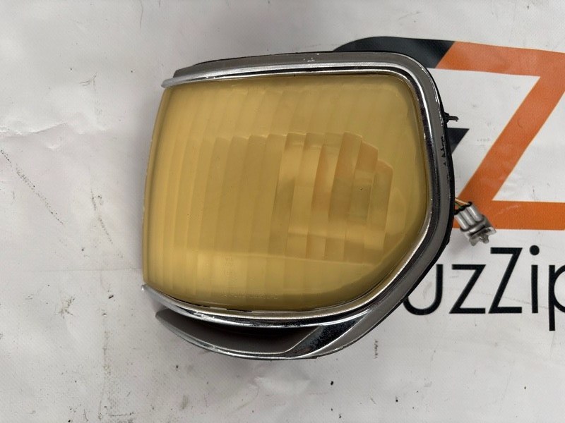 Габарит Toyota Land Cruiser HDJ81V 1HD-T 1993 левый (б/у)