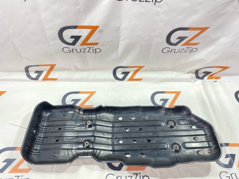 Защита топливного бака Toyota FJ Cruiser GSJ15 1GR-FE 2008 (б/у)