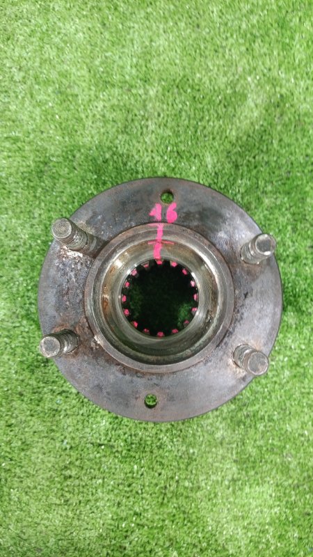 Фланец КПП Isuzu Forward FRR33 6HH1 1998 (б/у)