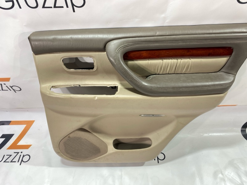 Дверная карта Toyota Land Cruiser Cygnus UZJ100W 2UZ-FE 2000 задняя правая (б/у) Дверная карта Toyota Land Cruiser Cygnus UZJ100W 2UZ-FE 2000 задняя правая (б/у)