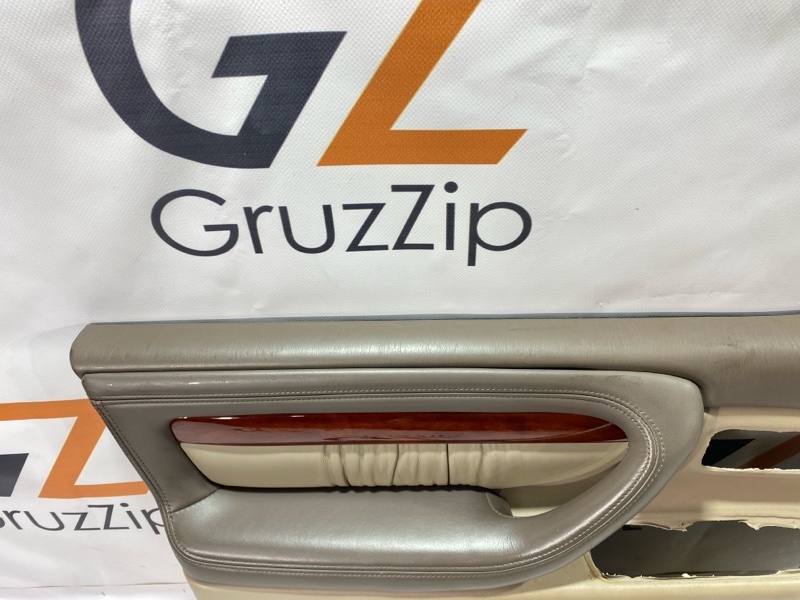 Дверная карта Toyota Land Cruiser Cygnus UZJ100W 2UZ-FE 2000 передняя левая (б/у) Дверная карта Toyota Land Cruiser Cygnus UZJ100W 2UZ-FE 2000 передняя левая (б/у)