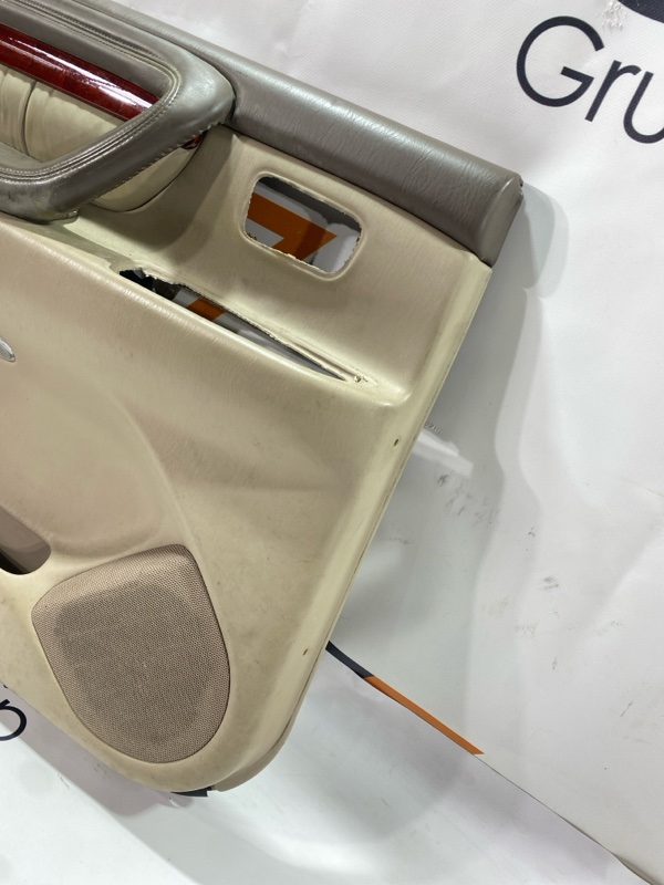 Дверная карта Toyota Land Cruiser Cygnus UZJ100W 2UZ-FE 2000 задняя левая (б/у) Дверная карта Toyota Land Cruiser Cygnus UZJ100W 2UZ-FE 2000 задняя левая (б/у)
