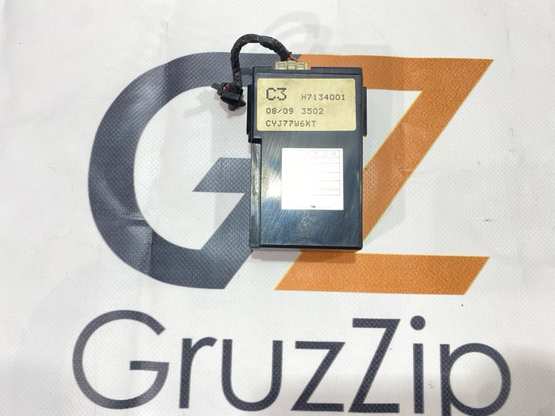 Блок управления Isuzu Giga CYJ77W6 6UZ1 2006 (б/у) Блок управления Isuzu Giga CYJ77W6 6UZ1 2006 (б/у)